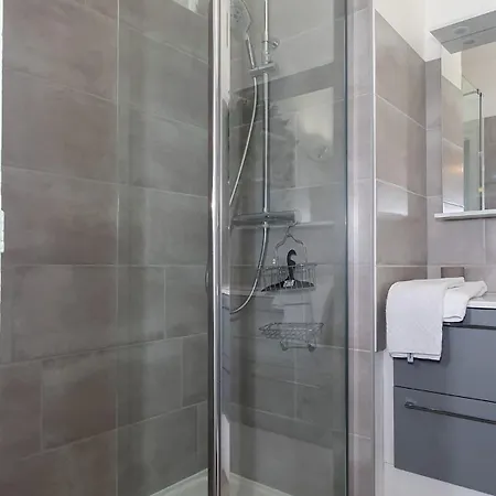 Proche De L'abbaye-aux-dames *