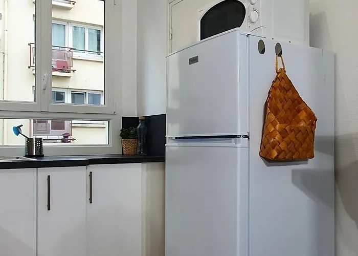 Proche De L'abbaye-aux-dames Apartamento